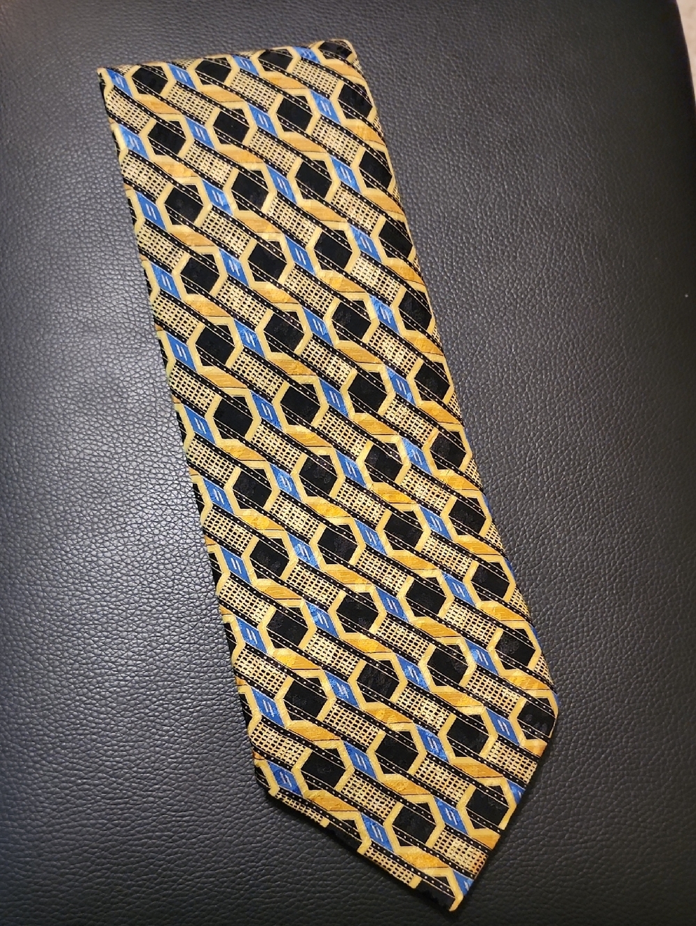 Brioni Hand Made in Italy Tie 100% Silk